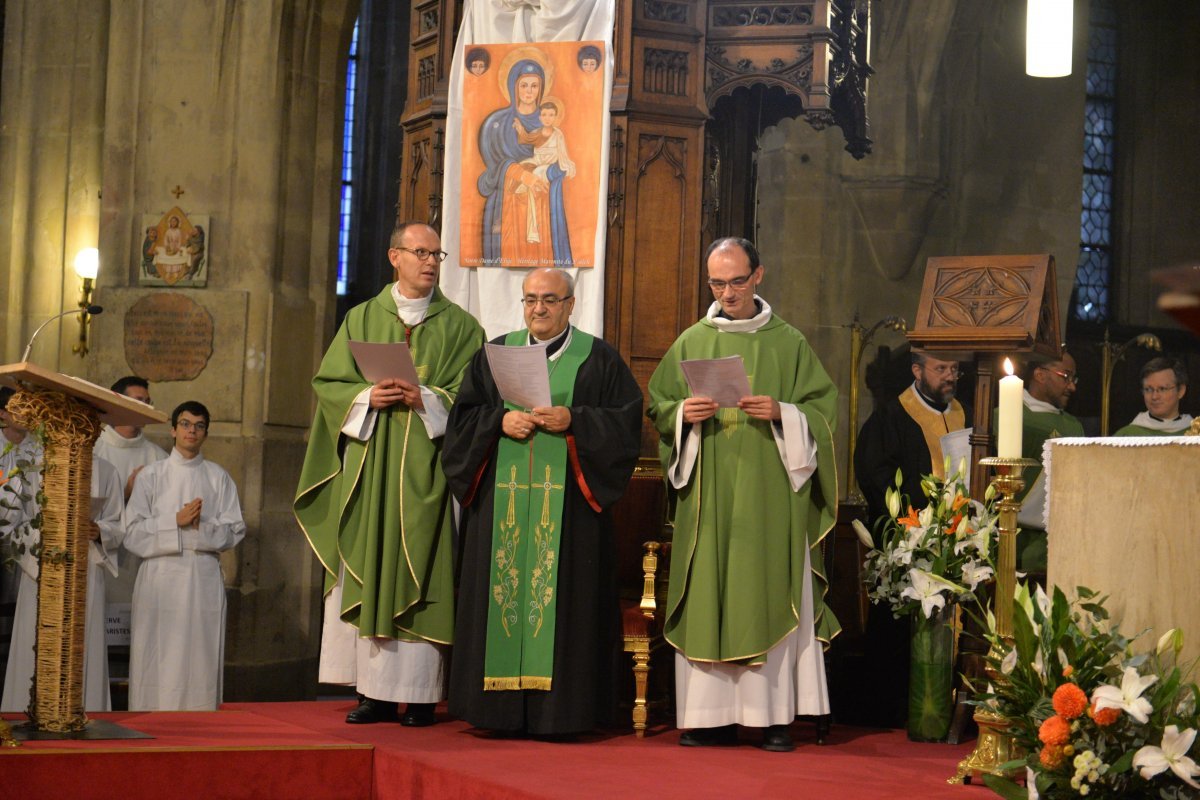 Ordination de Ramzi Saade à Saint-Laurent. © Marie-Christine Bertin.