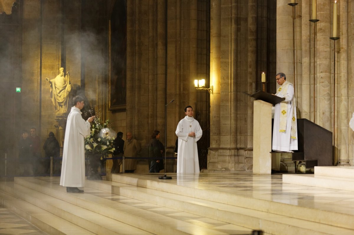 Liturgie de la parole. © Yannick Boschat / Diocèse de Paris.