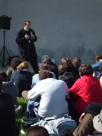 Pèlerinage des étudiants à Chartres 2007. © D. R..