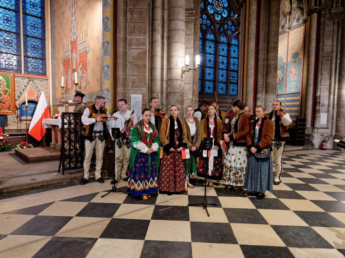 Inauguration de la chapelle Saint-Germain – Notre-Dame de Czestochowa, Reine (…). © Yannick Boschat / Diocèse de Paris.