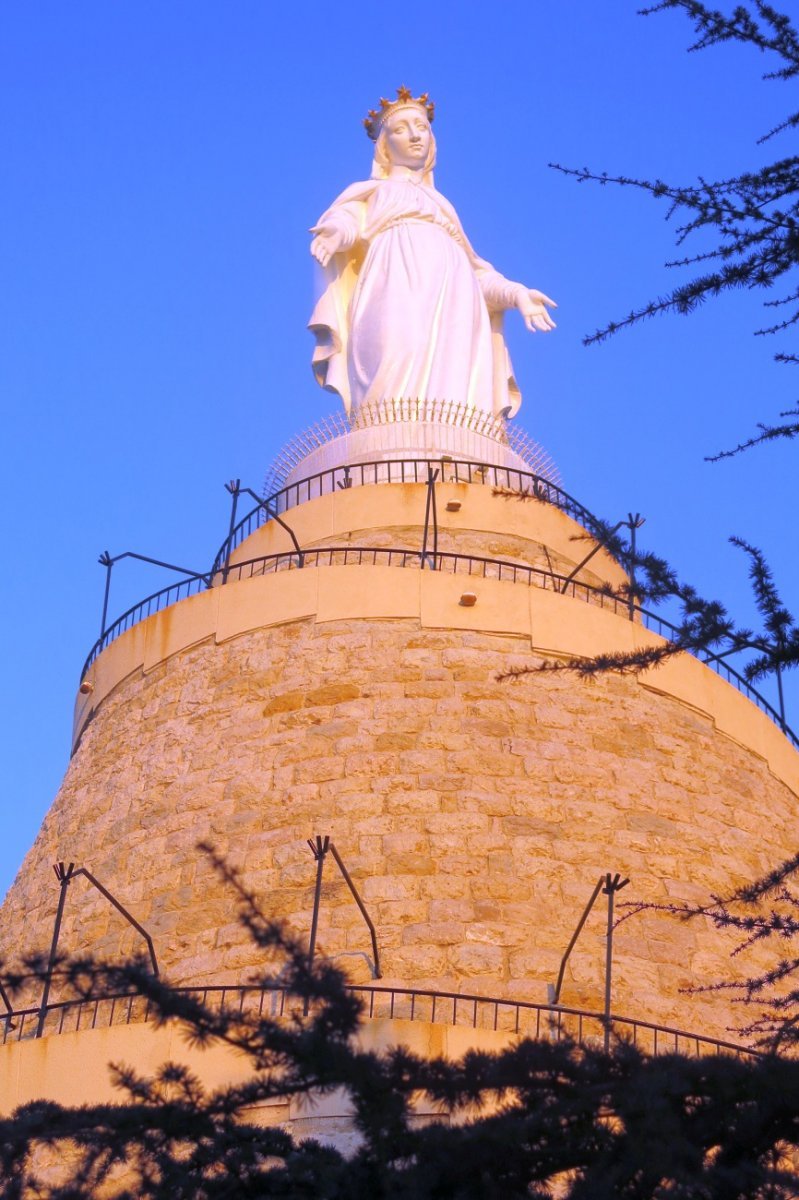 Notre-Dame du Liban, Harissa, 3 décembre 2021. © Laurence Faure / Paris Notre-Dame (Décembre 2021).