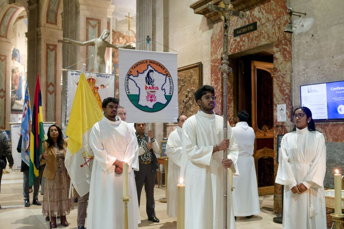 Veillée de prière annuelle à Notre Dame de la Santé. © Trung Hieu Do / Diocèse de Paris.