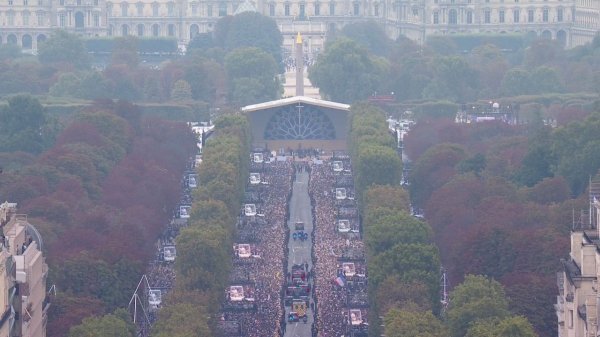 Faire un don pour la visite du Pape Léon XIV à Paris