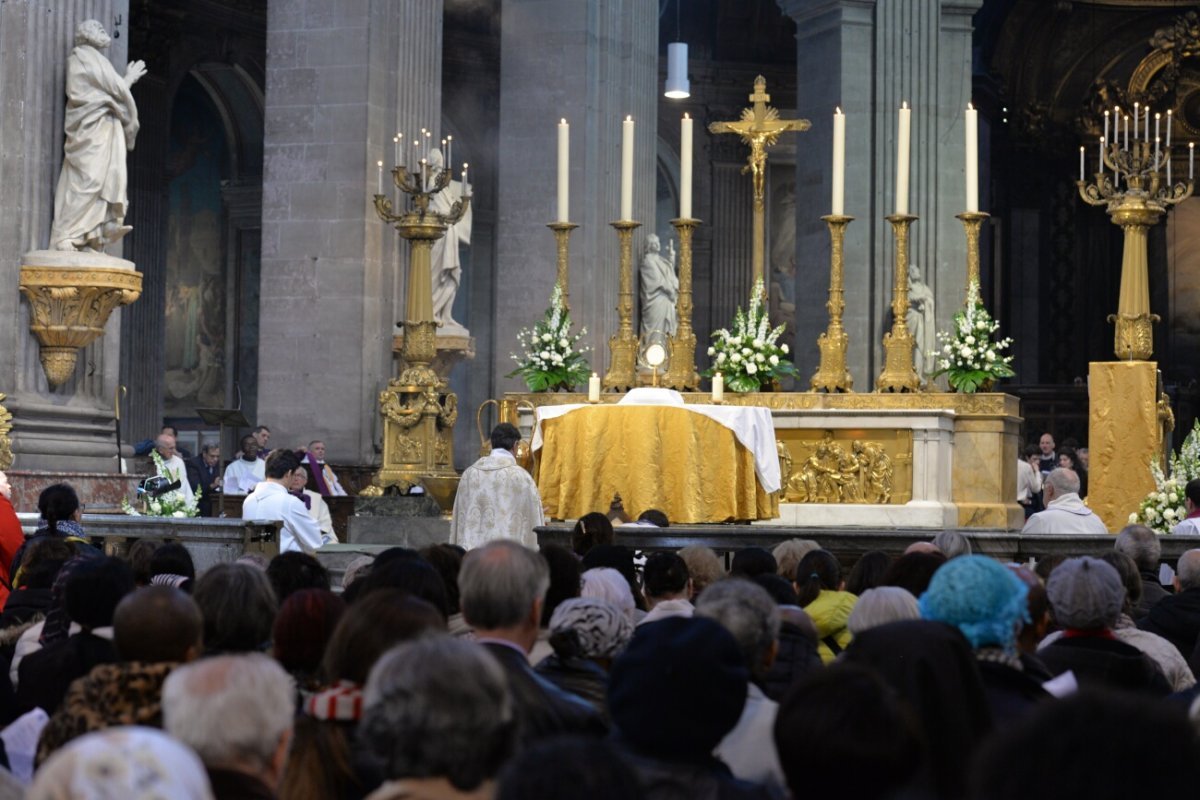 Prière de guérison et de délivrance. © Marie-Christine Bertin / Diocèse de Paris.