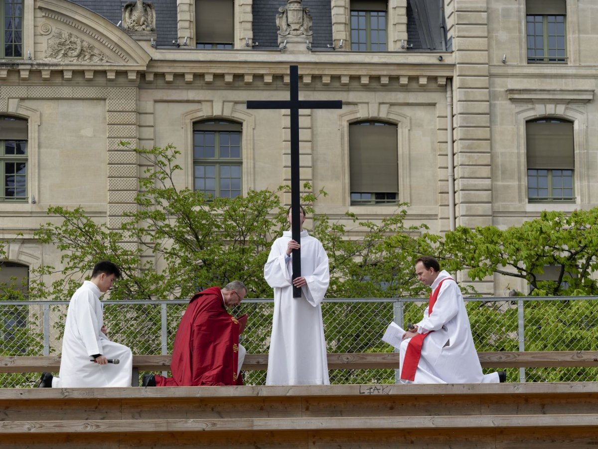 Chemin de croix de Notre-Dame de Paris 2024. © Yannick Boschat / Diocèse de Paris.