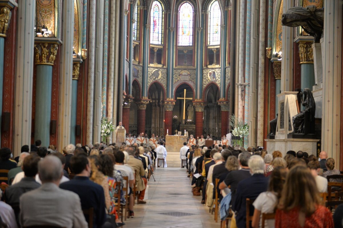 Ordinations diaconales en vue du sacerdoce 2020 à Saint-Germain des Prés (6e). © Marie-Christine Bertin / Diocèse de Paris.