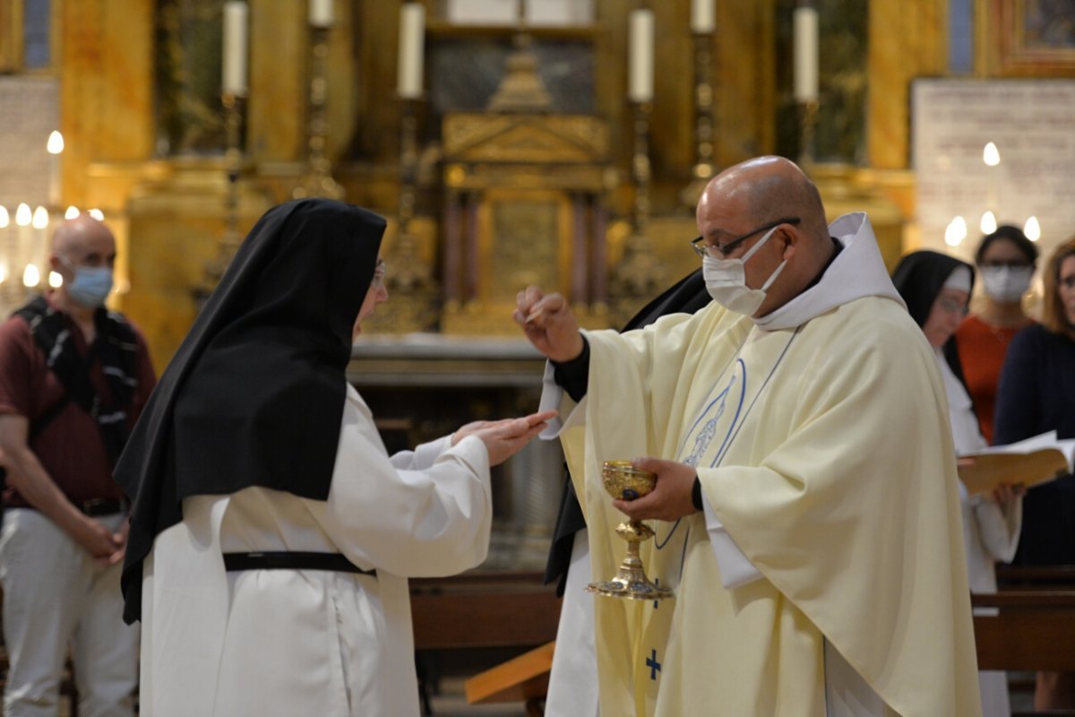 Messe des nouveaux prêtres à Notre-Dame des Victoires. © Marie-Christine Bertin / Diocèse de Paris.