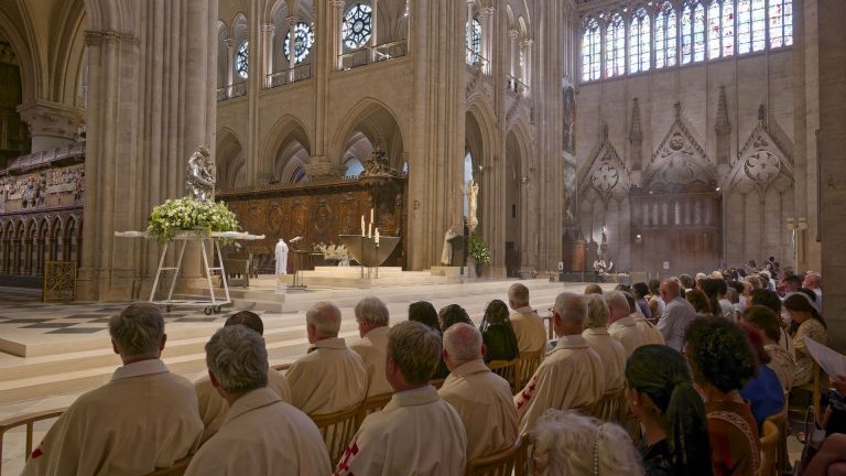 Veille de la fête de l'Assomption à Notre-Dame de Paris 2025. (c) Yannick Boschat / Diocèse de Paris.