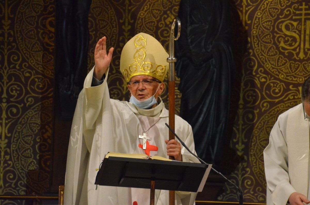 Messe à la mémoire de Mgr Surat. © Michel Pourny / Diocèse de Paris.