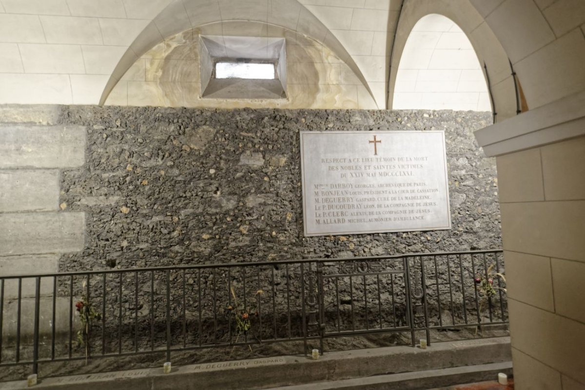 Mur de la prison de la Roquette au Séminaire Saint-Sulpice. © Yannick Boschat / Diocèse de Paris.