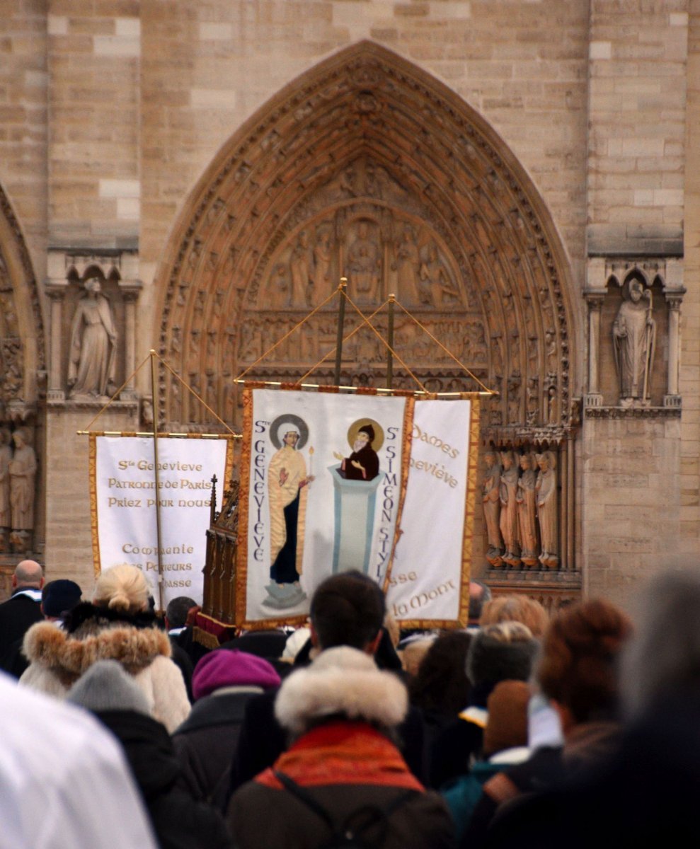 Neuvaine de sainte Geneviève 2026. © Guy Poujeaux.