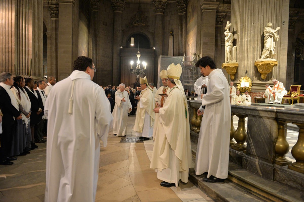 Confirmations d'adultes 2019. © Marie Christine Bertin / Diocèse de Paris.