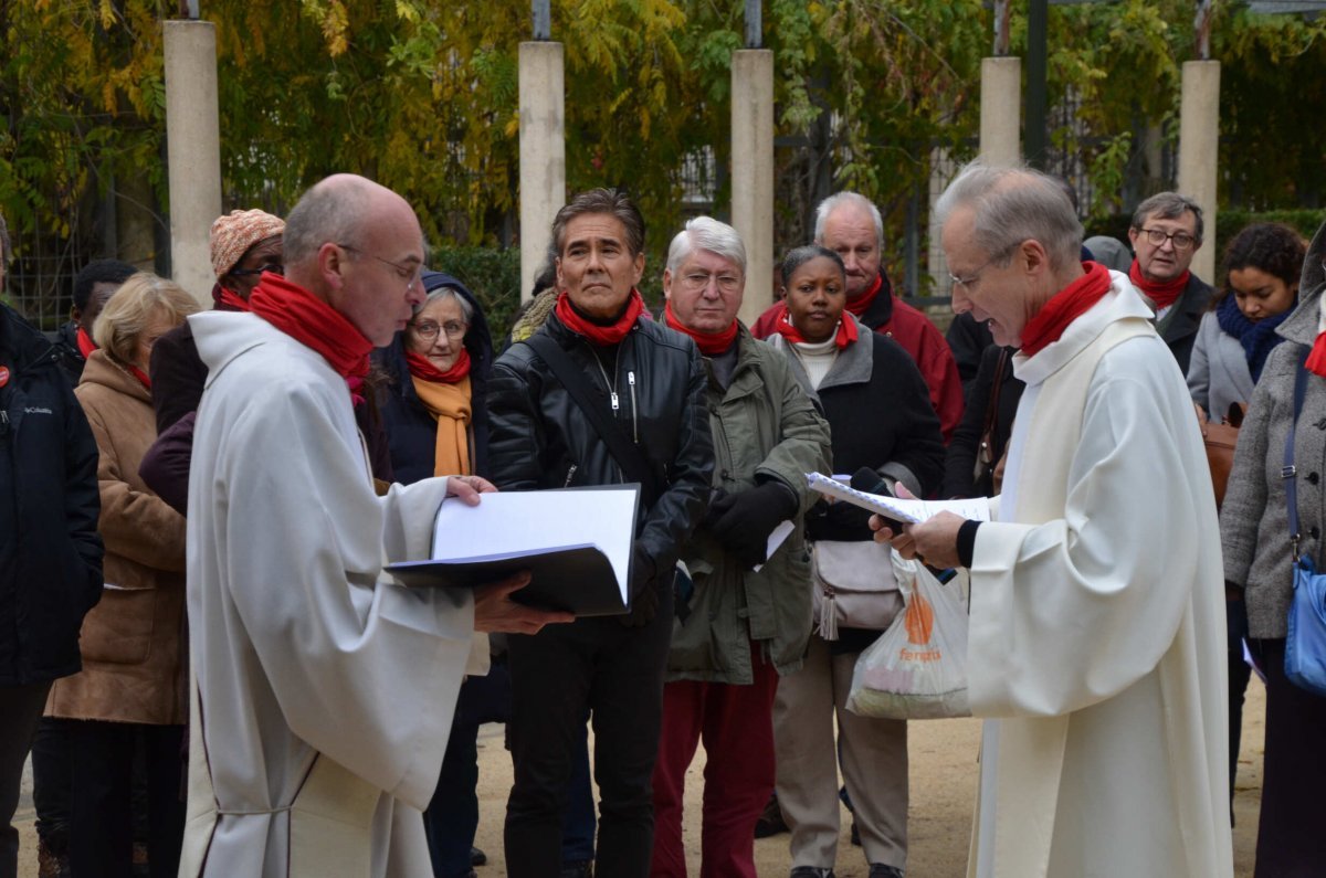 Montée des marches du Sacré-Cœur à l'occasion de la Journée Mondiale (…). © Michel Pourny / Diocèse de Paris.