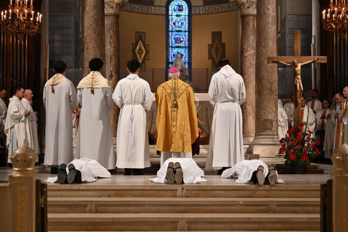 Ordination diaconale en vue du sacerdoce 2026. © Marie-Christine Bertin / Diocèse de Paris.