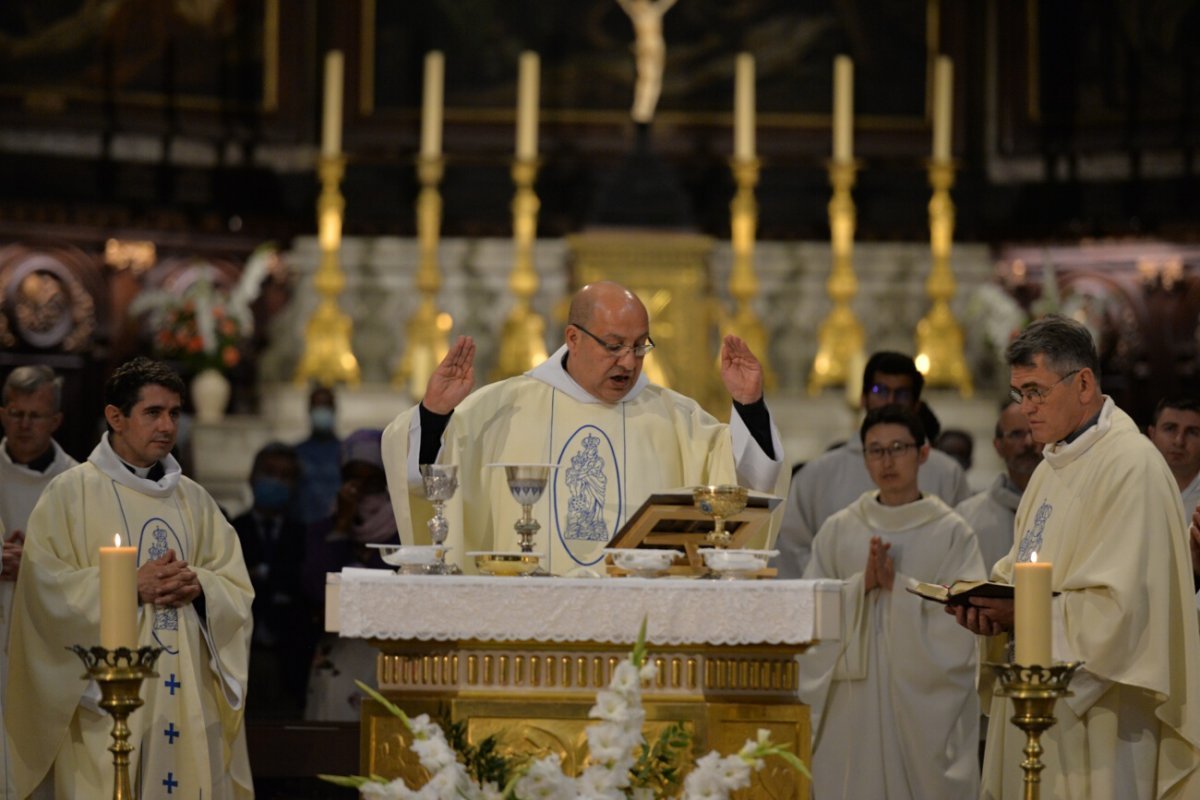 Messe des nouveaux prêtres à Notre-Dame des Victoires. © Marie-Christine Bertin / Diocèse de Paris.