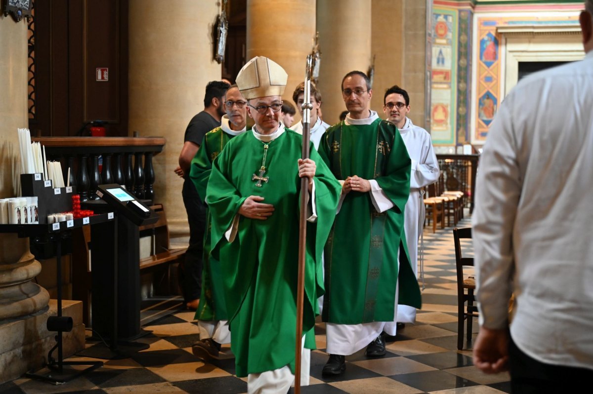 Messe d'action de grâce pour le ministère de Mgr Thibault Verny à Paris. © Marie-Christine Bertin / Diocèse de Paris.