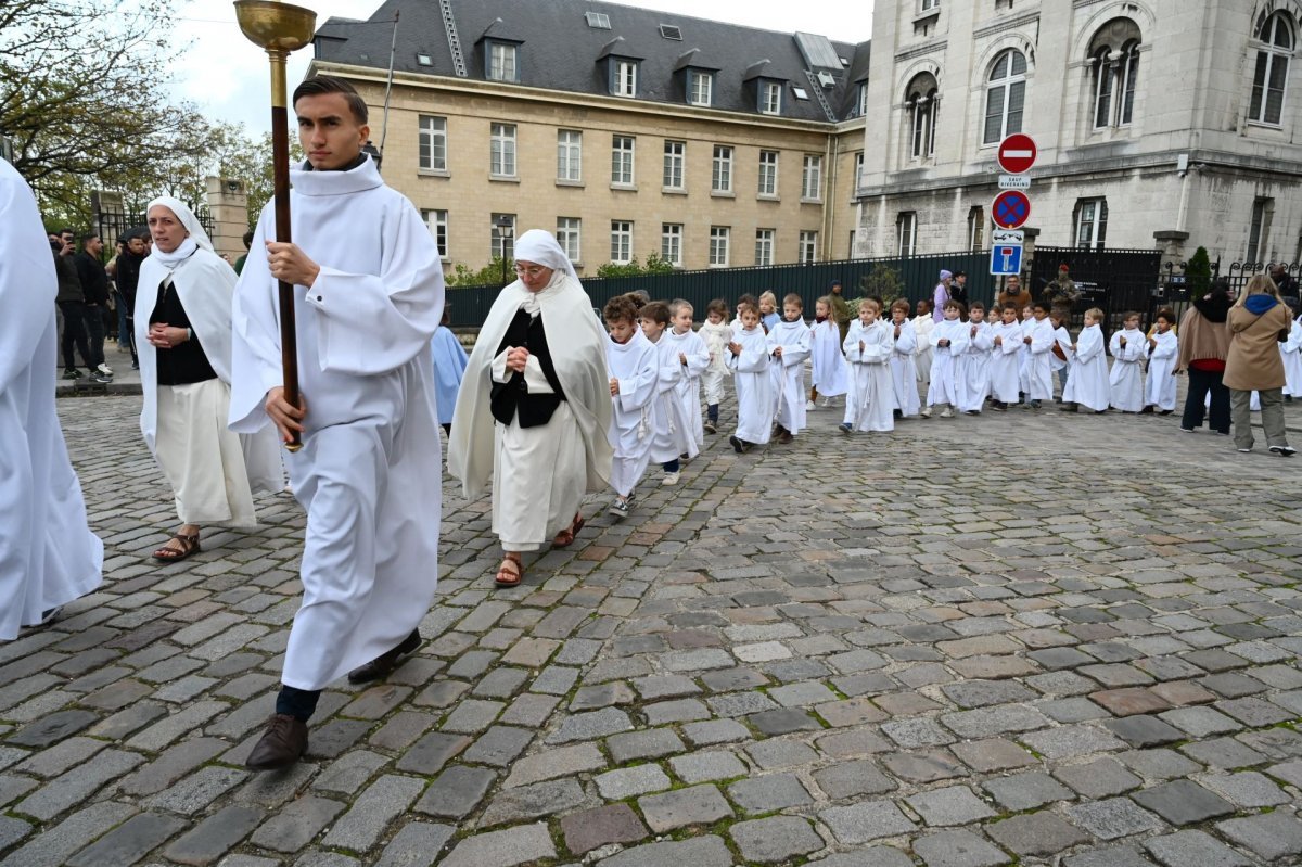 Rassemblement des jeunes au service de la liturgie 2023. © Marie-Christine Bertin / Diocèse de Paris.