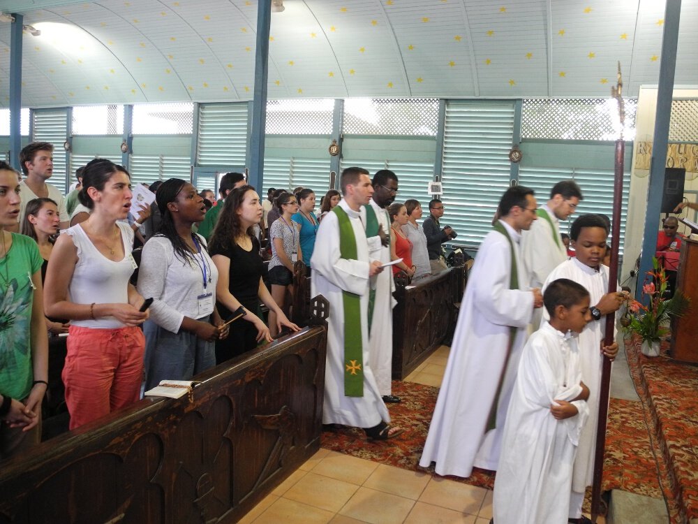 Messe à Mana avec Saint-Pierre de Montrouge et Notre-Dame de Champs. © © Marie-Christine Bertin / Diocèse de Paris.