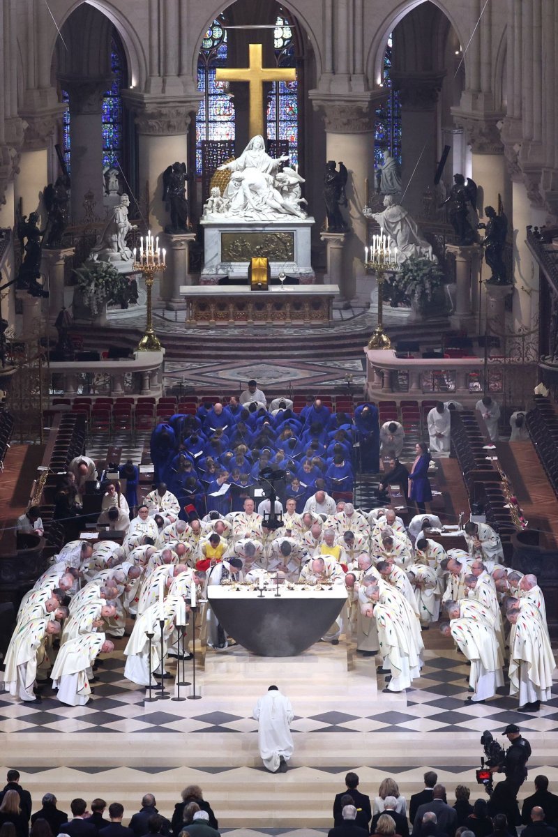 Messe de consécration de l'autel de Notre-Dame de Paris. © Pascal Le Segretain\Getty Images pour Notre-Dame de Paris.