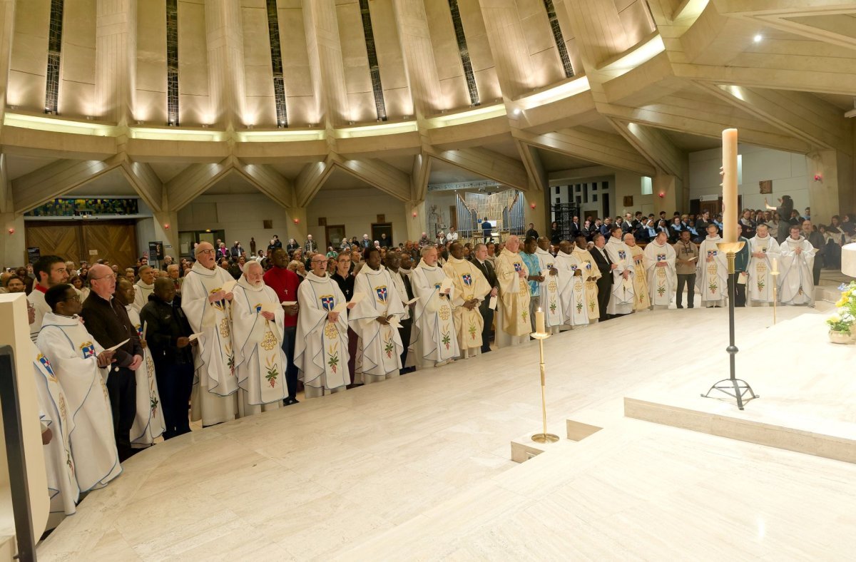 Clôture du Jubilé du 150e anniversaire de la mort du vénérable Jean-Léon Le (…). © Trung Hieu Do / Diocèse de Paris.