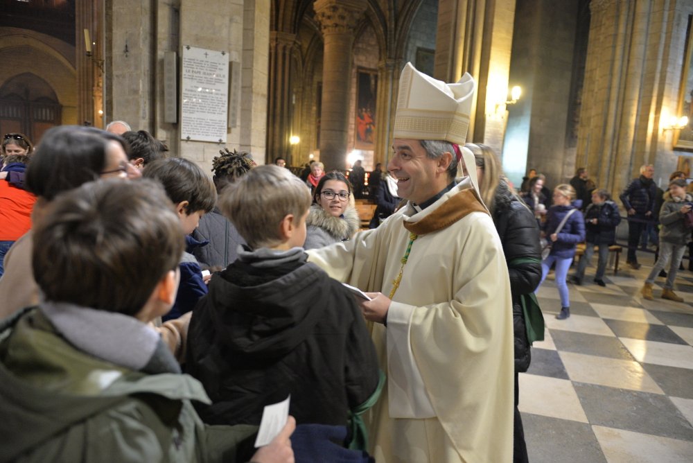 Rassemblement des sixièmes 2017 - Messe à Notre-Dame 13. © Marie-Christine Bertin/Diocèse de Paris.
