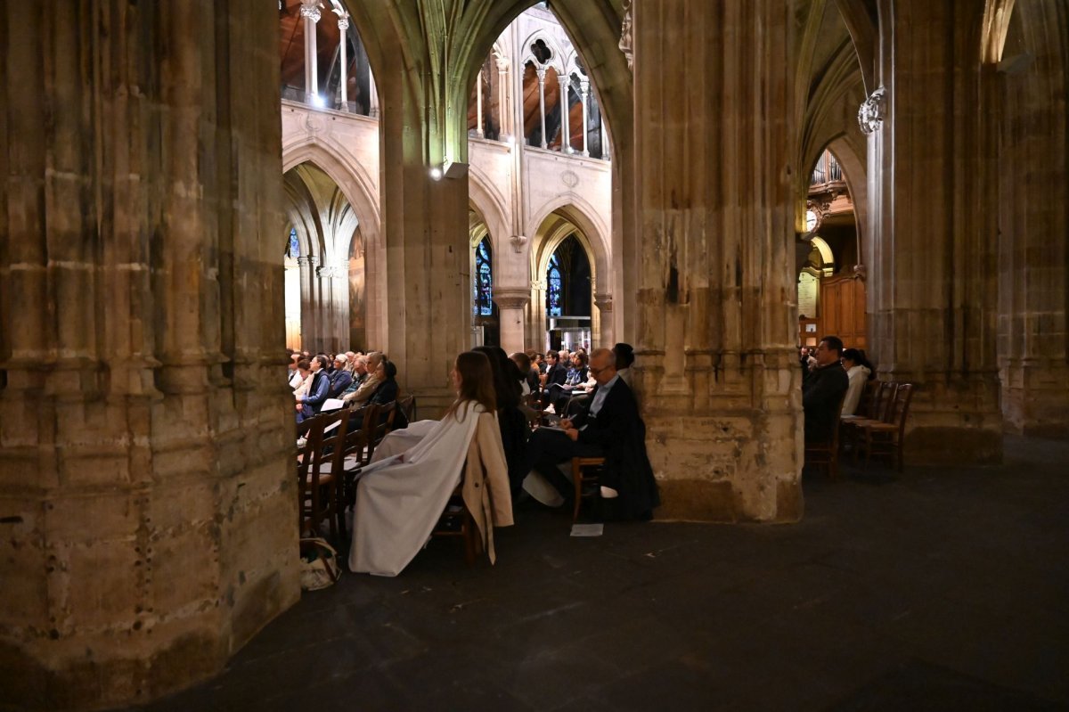 Catéchèse sur le sacrement du baptême. Lundi 5 mai 2025. © Marie-Christine Bertin / Diocèse de Paris.