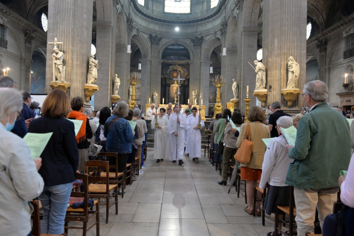 Rassemblement de réception des contributions synodales. © Marie-Christine Bertin / Diocèse de Paris.