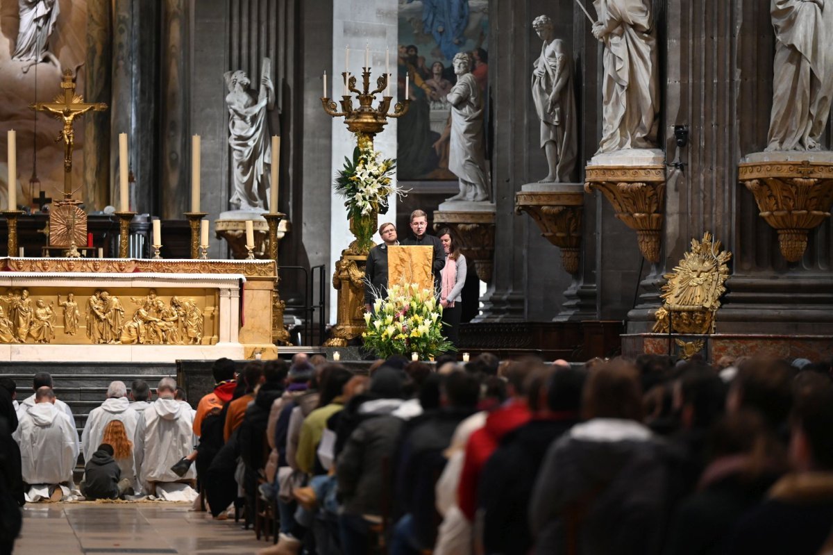 Prière du milieu du jour à Saint-Sulpice. © Marie-Christine Bertin / Diocèse de Paris.