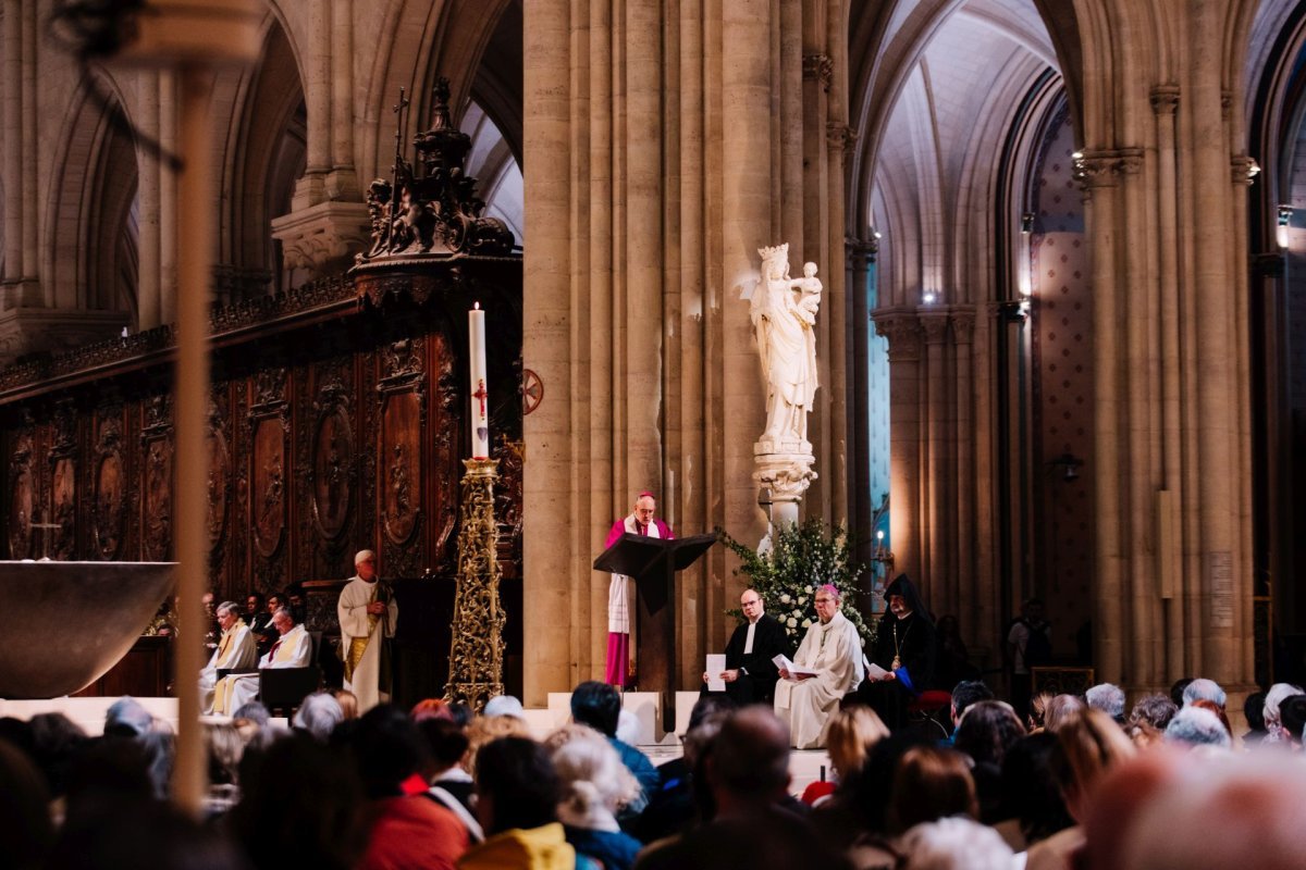 Célébration œcuménique du mystère de Pâques 2025. © Anh de France.