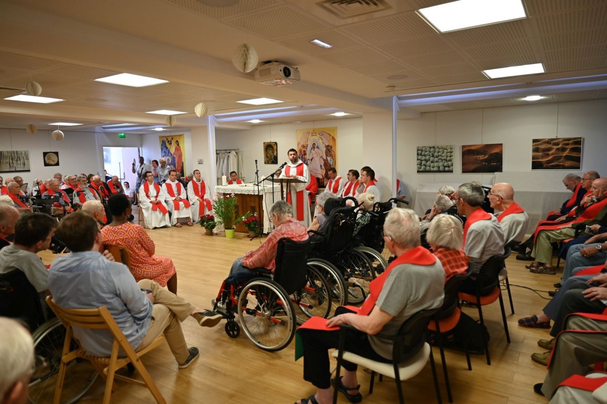 Messe des nouveaux prêtres à la Maison Marie-Thérèse 2025. © Marie-Christine Bertin / Diocèse de Paris.