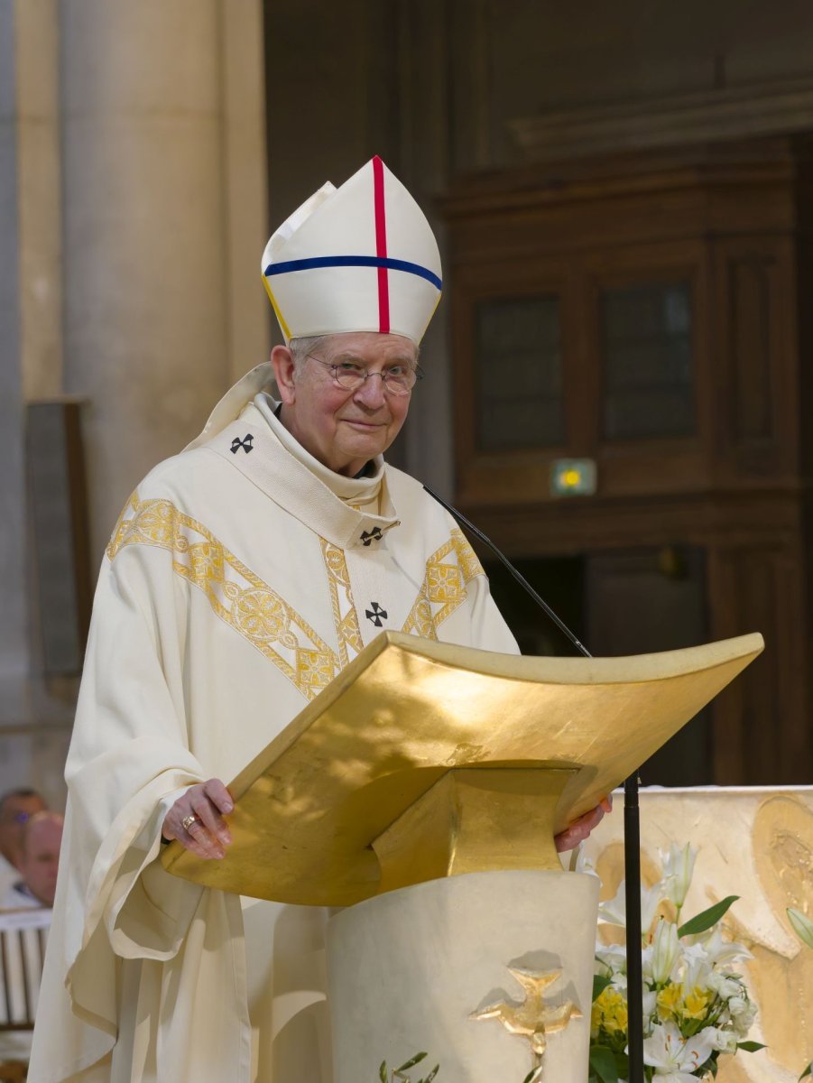 Ordinations pour la Compagnie de Jésus 2025. © Yannick Boschat / Diocèse de Paris.