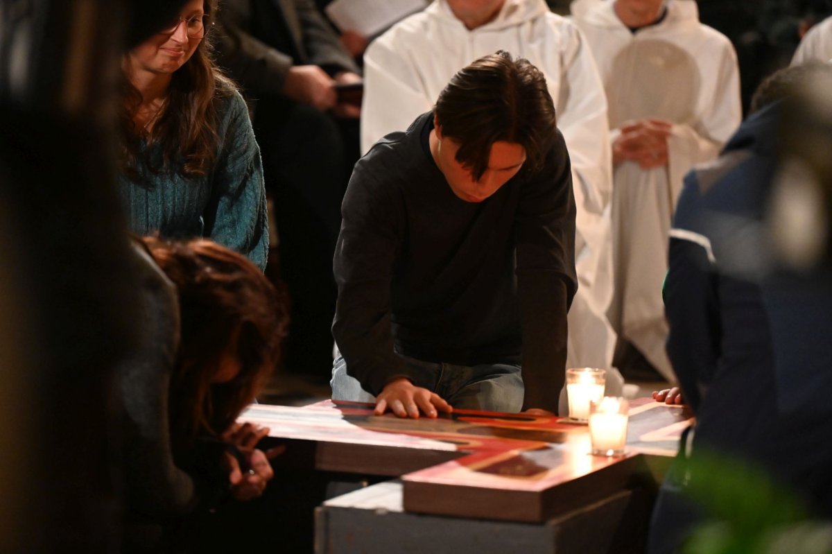 Prière du soir au Temple de Pentemont. © Marie-Christine Bertin / Diocèse de Paris.