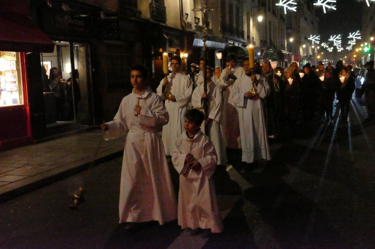 Soirée sainte Geneviève à Saint-Louis en l'Île (4e). © Marie Mariwak / Diocèse de Paris.