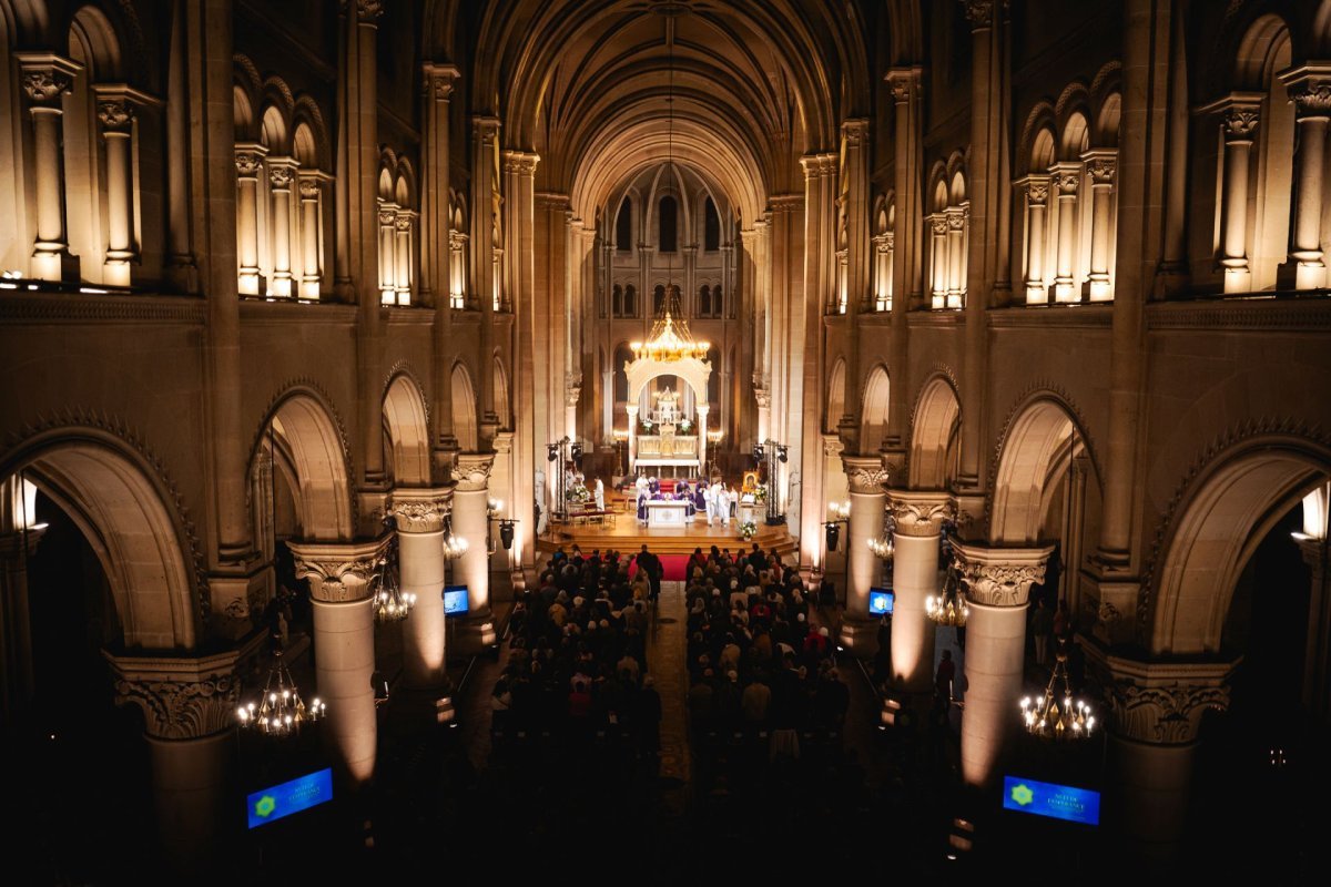 Nuit de l'Espérance à Saint-Ambroise. © Dylan Guidez / Diocèse de Paris.