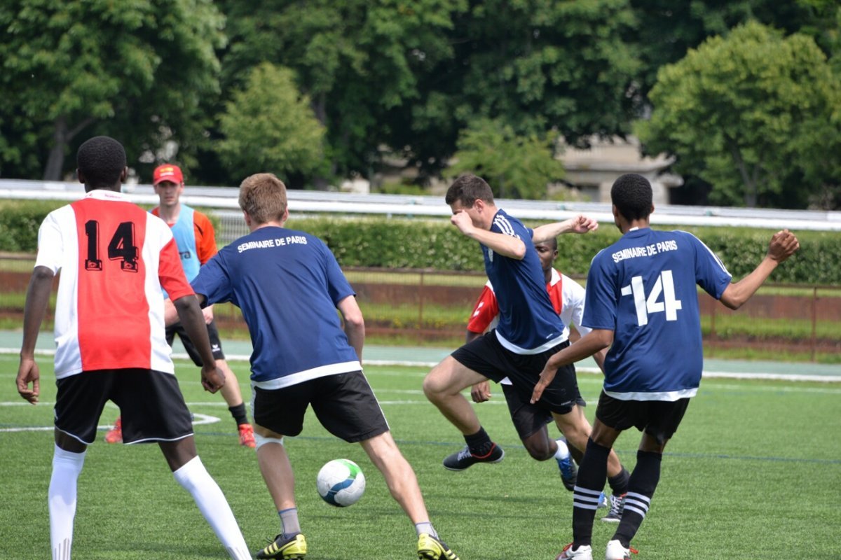 Tournoi de football. © Marie-Christine Bertin / Diocèse de Paris.