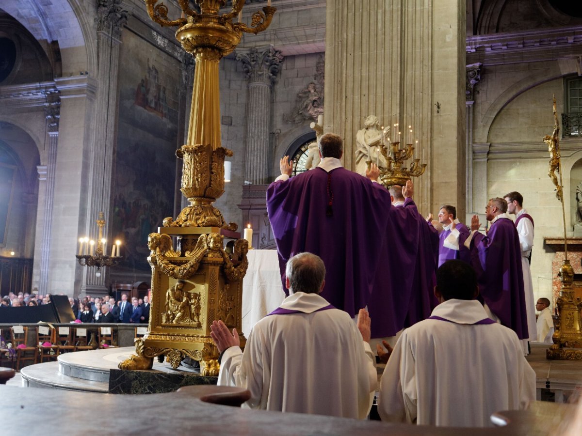 Liturgie eucharistique. © Yannick Boschat / Diocèse de Paris.