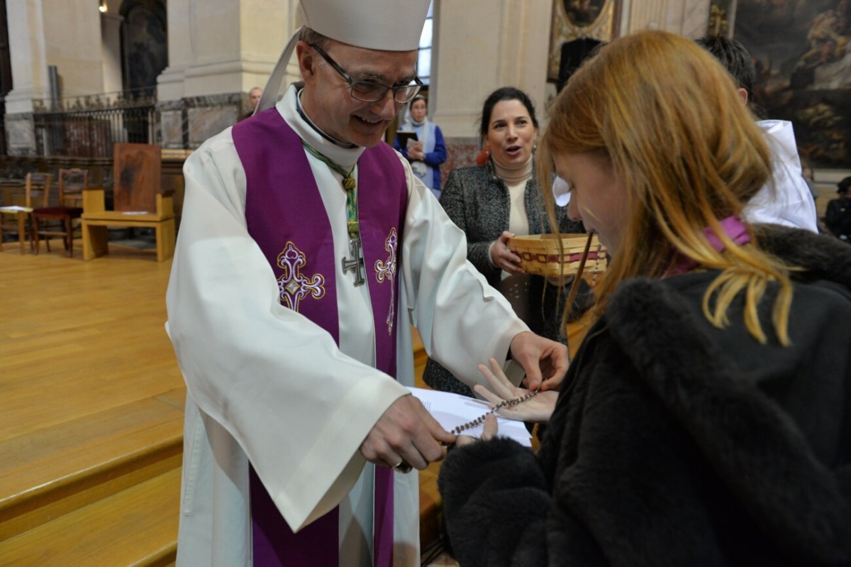 Appel décisif des jeunes catéchumènes 2019. © Marie-Christine Bertin / Diocèse de Paris.