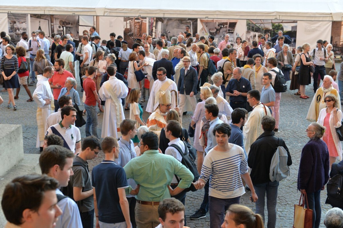 Messe pour les jeunes et les vocations. © Marie-Christine Bertin / Diocèse de Paris.