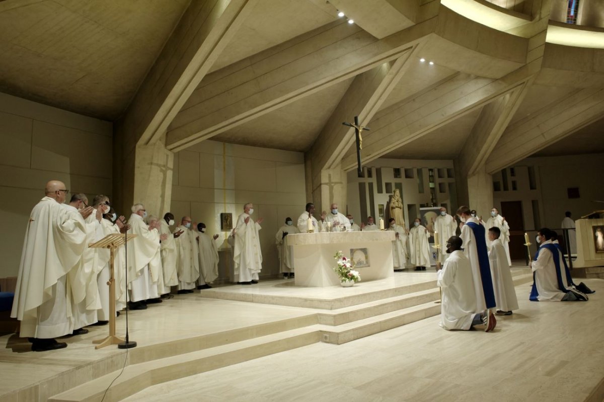 Messe pour le 150e anniversaire du martyre du père Henri Planchat. © Trung Hieu Do.