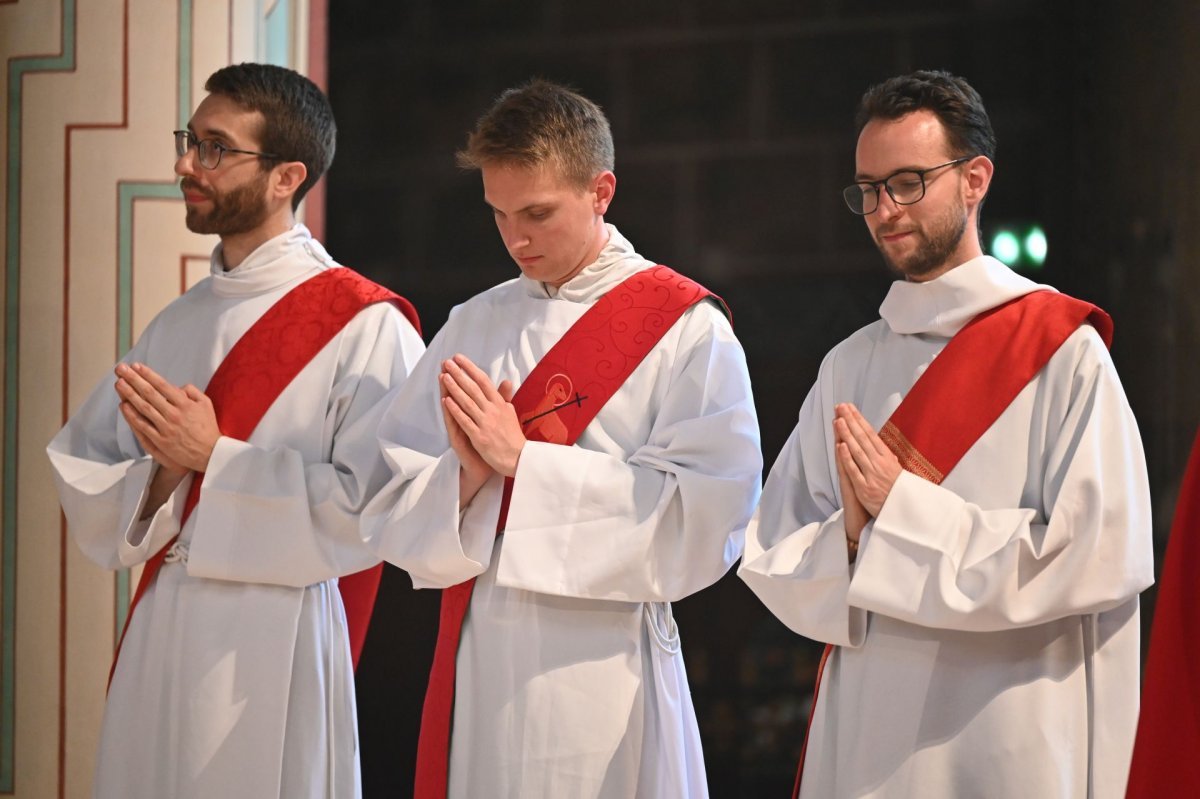 Messe et veillée de prière pour les vocations 2024. © Marie-Christine Bertin / Diocèse de Paris.