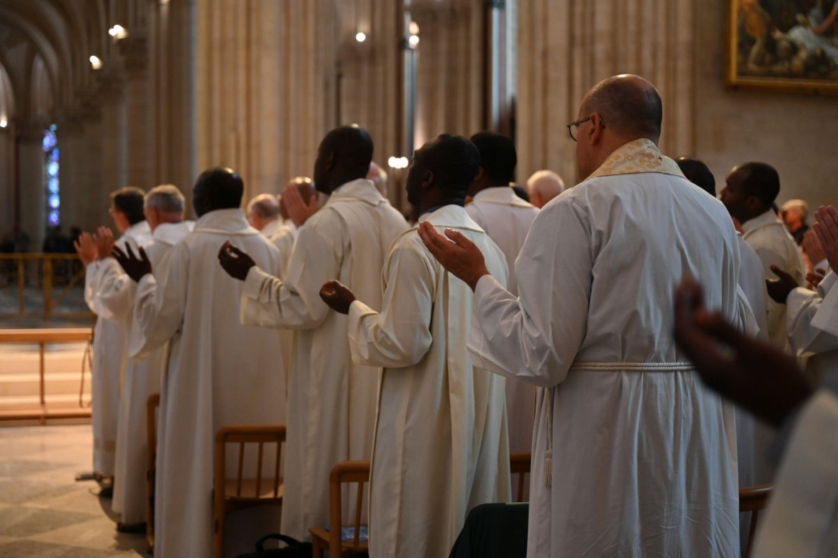 Jubilé des prêtres d'Île-de-France 2025. Messe à Notre-Dame de Paris, 4e. © Marie-Christine Bertin / Diocèse de Paris.
