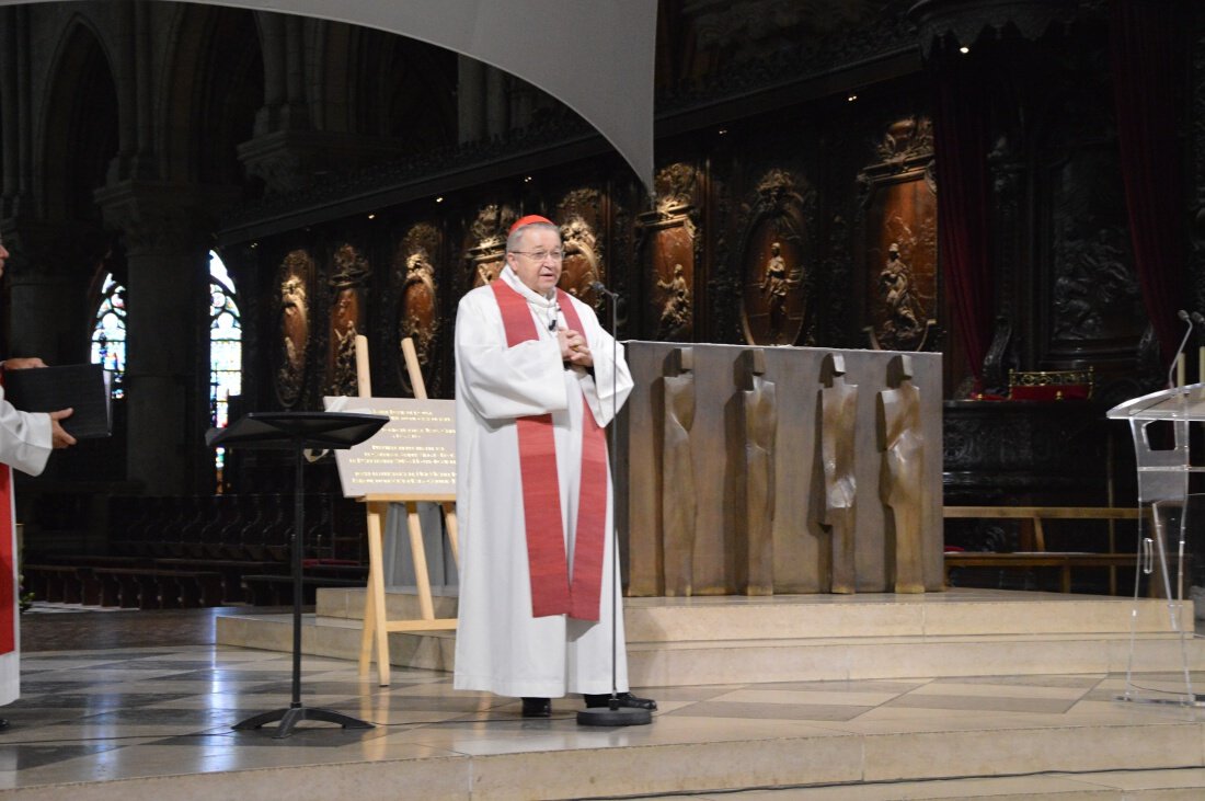 Envoi en missin par le cardinal André Vingt-Trois. © Ariane Rollier.