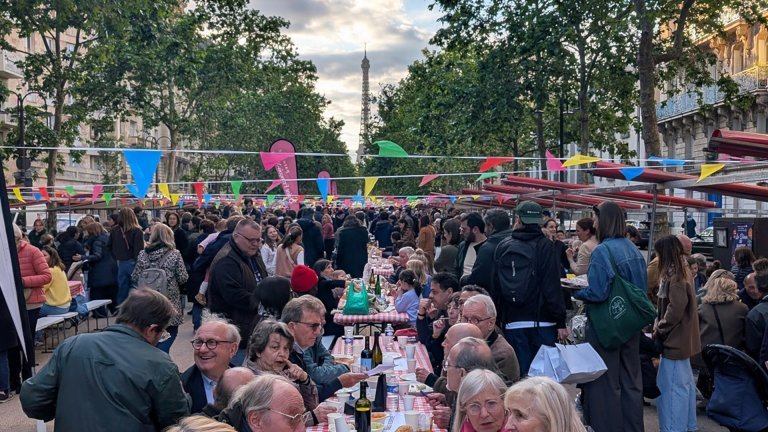 La paroisse a dressé une table...