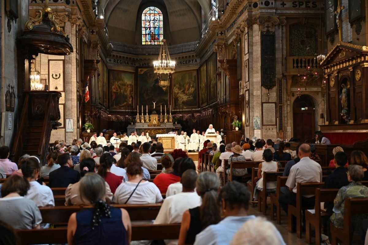 Messe des nouveaux prêtres à Notre-Dame des Victoires 2026. © Marie-Christine Bertin / Diocèse de Paris.