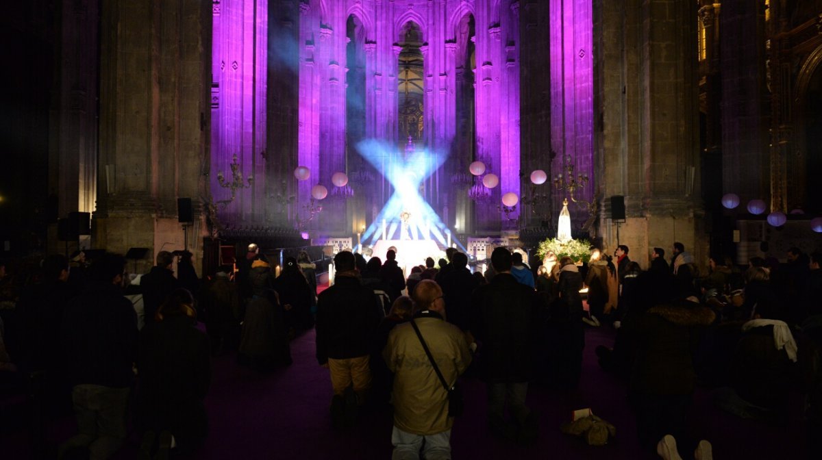 Veillée de prière à Saint-Eustache. © Marie-Christine Bertin / Diocèse de Paris.