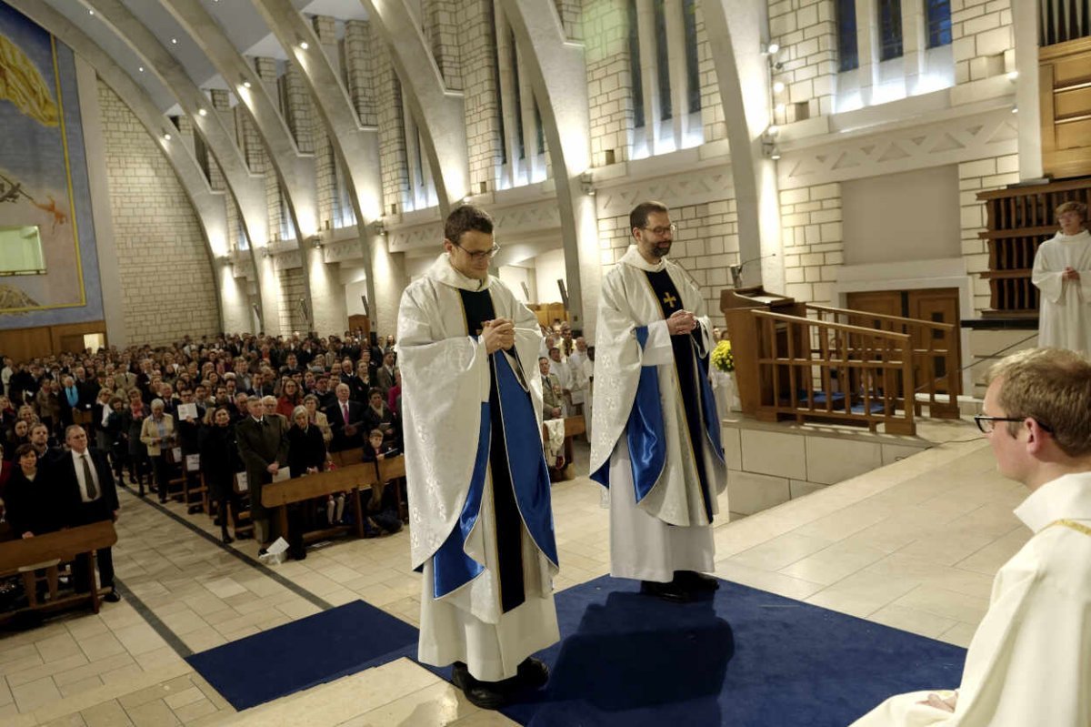 Ordinations pour la Compagnie de Jésus. © Trung Hieu Do / Diocèse de Paris.