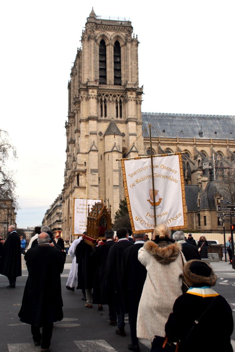 Neuvaine de sainte Geneviève 2026. © Guy Poujeaux.