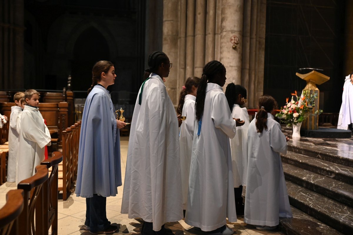 Rassemblement des jeunes au service de la liturgie 2024. © Marie-Christine Bertin / Diocèse de Paris.