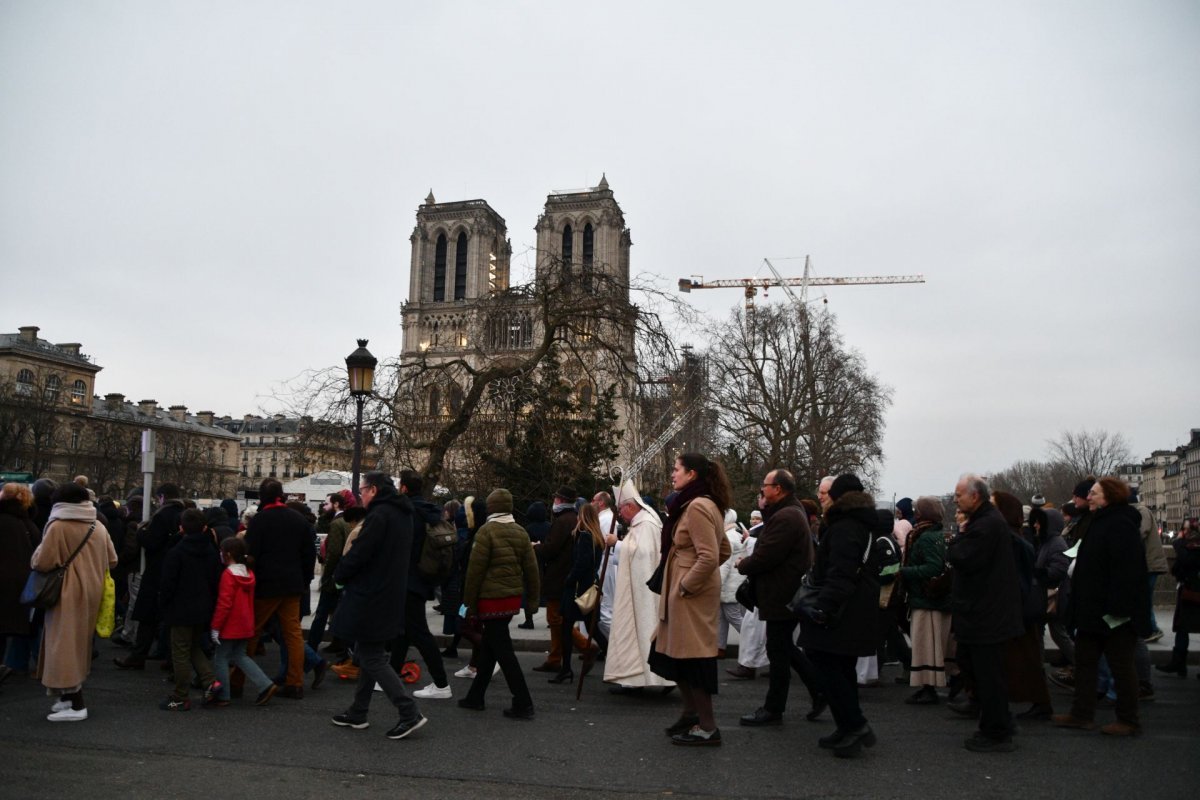 Neuvaine à sainte Geneviève : Messe solennelle et procession. © Michel Pourny / Diocèse de Paris.