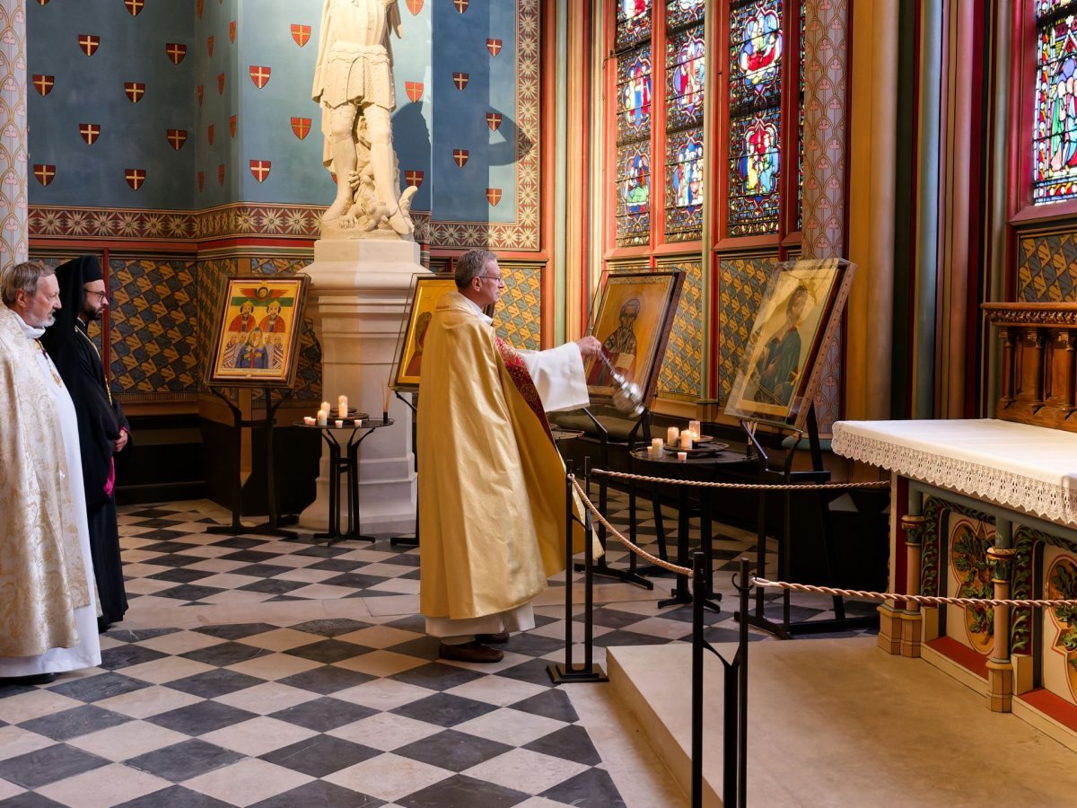 Bénédiction de la chapelle dédiée aux chrétiens d'orient à Notre-Dame (…). © Yannick Boschat / Diocèse de Paris.